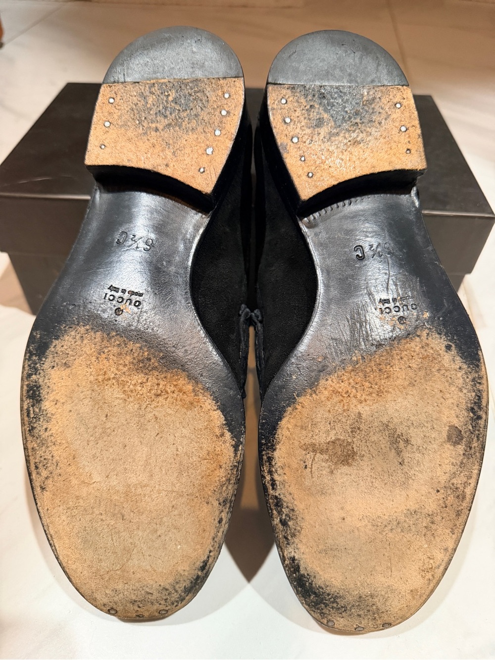 Gucci Black Suede Loafers with Silver Horse Bite Accents size 6.5 - Picture 5 of 8